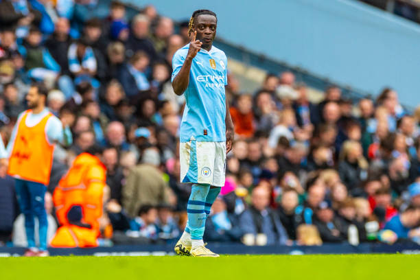 领取助威服 领取助威服